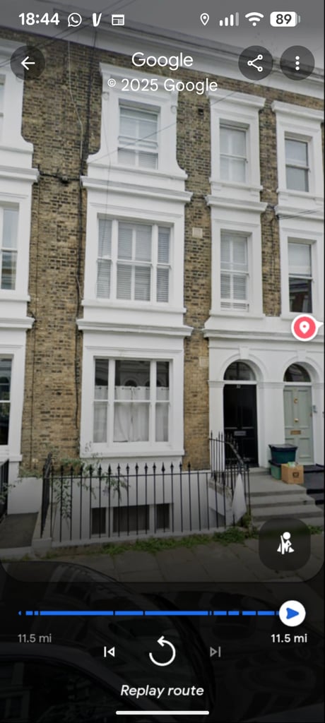 Two double bedroom Victorian house conversion in Islington Angel 
