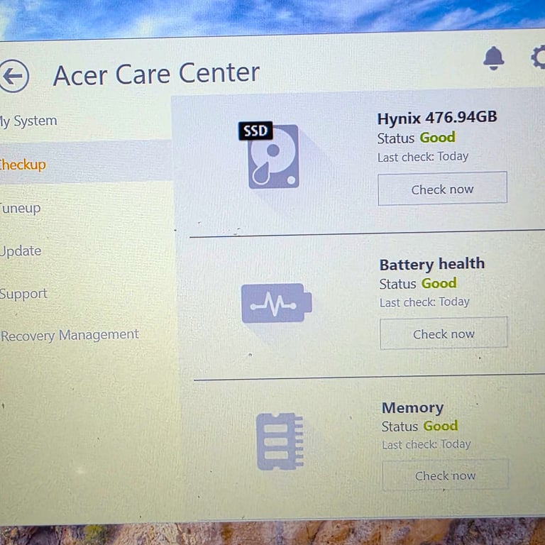 Acer Aspire 5 Ryzen 7 5825U 16GB RAM 750GB SSD Radeon GPU Laptop Gaming