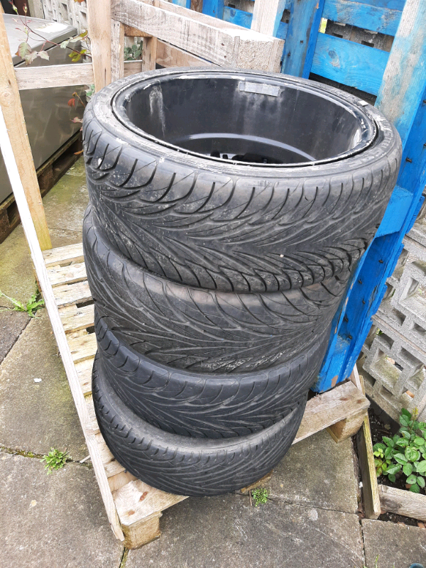 Set of 4 car tyres