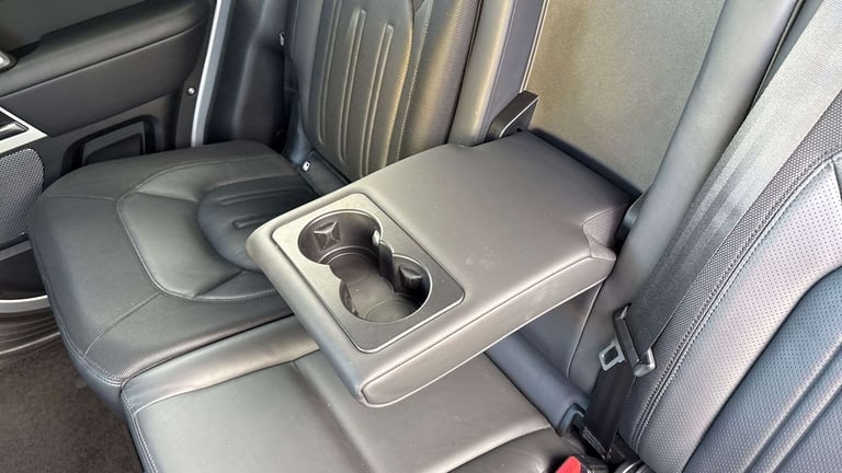 2021 Land Rover Defender 3.0 D300 X-Dynamic HSE 110 5dr Auto [7 Seat] ESTATE DIESEL Automatic