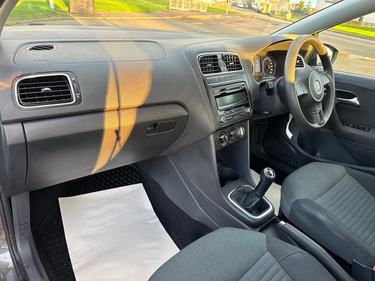 2011 Volkswagen Polo 1.2 60 SE 5dr HATCHBACK Petrol Manual