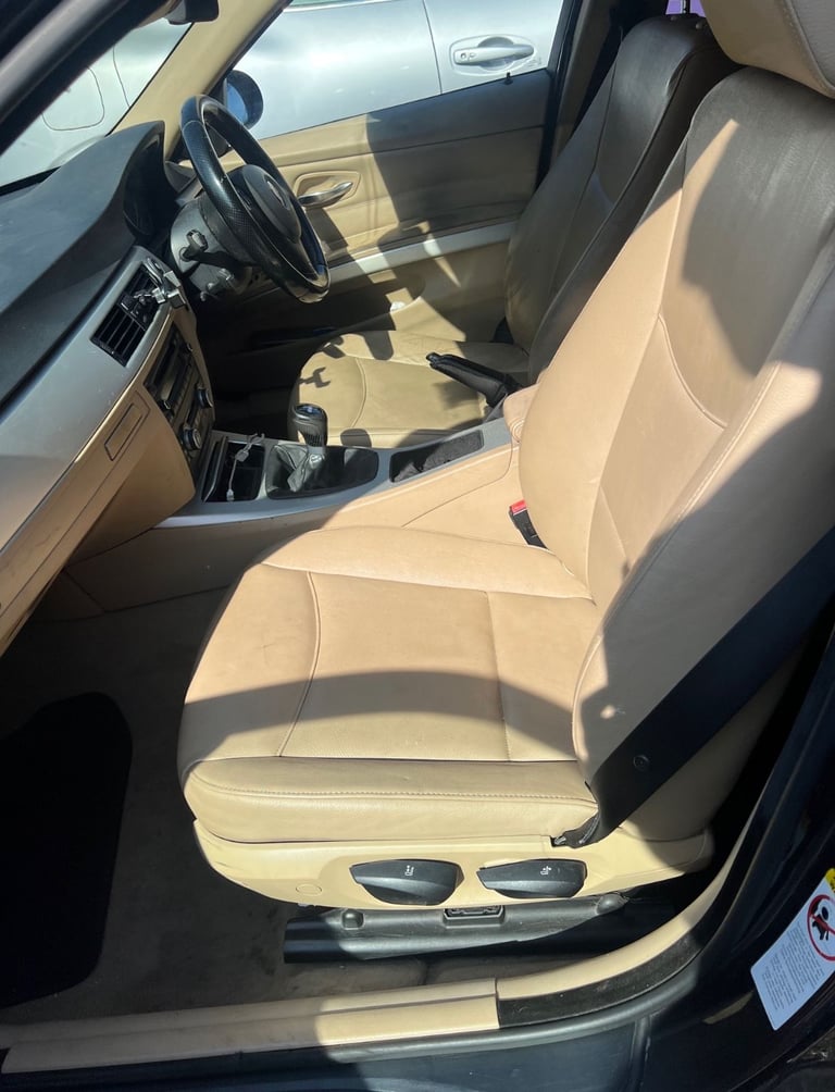 BMW, 320  3 SERIES, Estate, 2008, Manual, 1995 (cc), 5 doors