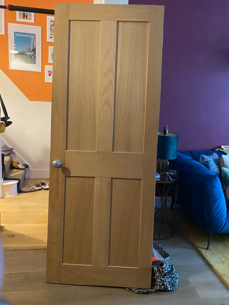 Howdens Burford 4 Panel Oak Door 2'6"