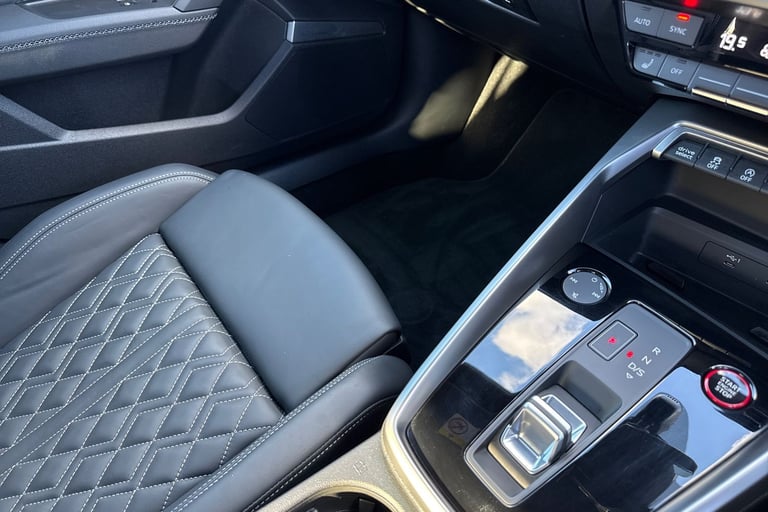 2022 Audi S3 Vorsprung TFSI  310 PS S tronic Saloon PETROL Automatic