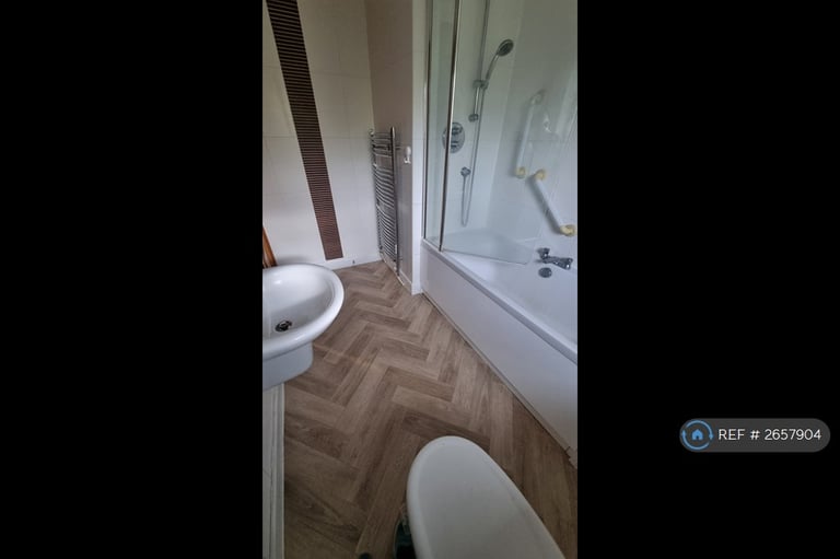 2 bedroom flat in Nairn Road, Forres, IV36 (2 bed) (#2657904)
