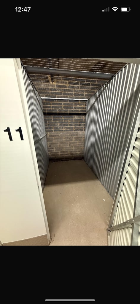 Self storage 