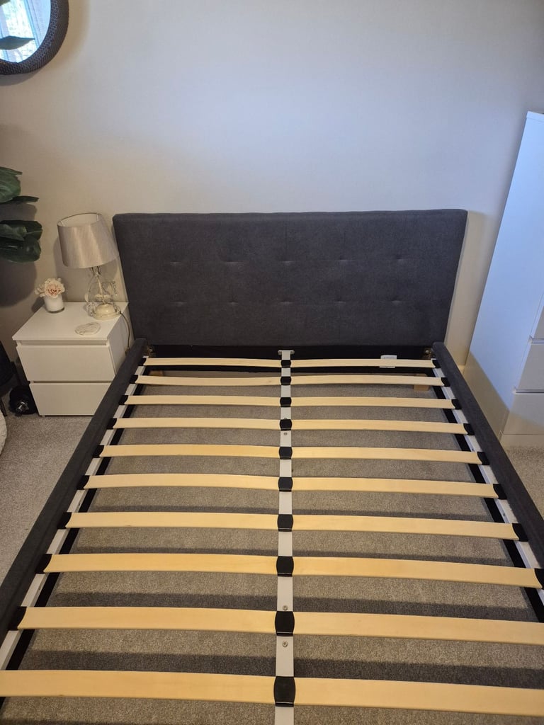 Double bed frame