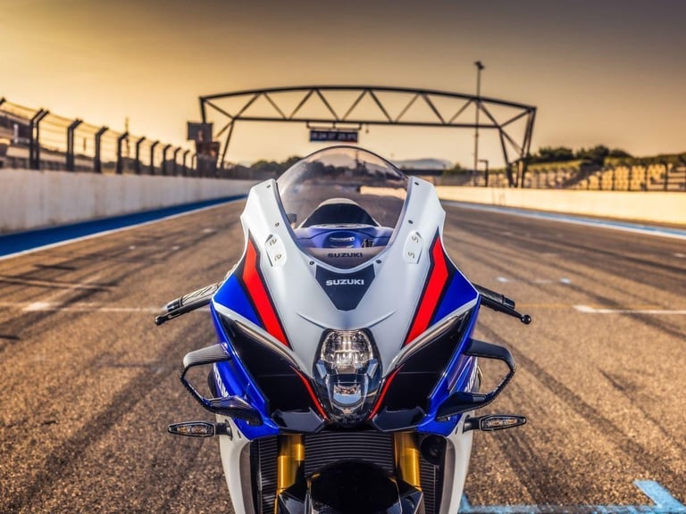 2026 new GSX-R1000R 40th Anniversary model. It's back! Price to be announced.