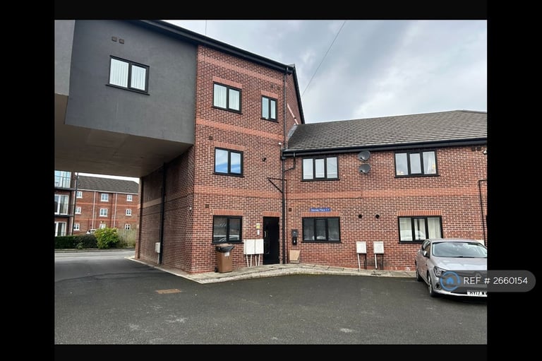 2 bedroom flat in St Helens, St. Helens, WA10 (2 bed) (#2660154)