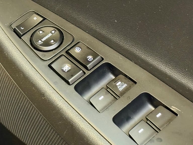 2015 Hyundai Tucson Hyundai Tucson S 1.7 CRDi Blue Drive  Grey Metallic  Low