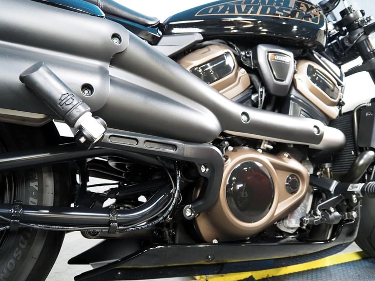 2022 Harley-Davidson Sportster 1250 s 2k miles stunning FSH ,see video 