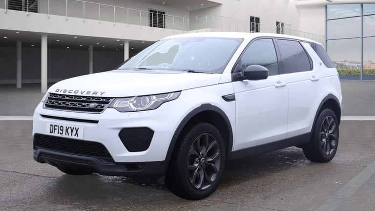 2019 Land Rover Discovery Sport 2.0 TD4 Landmark SUV 5dr Diesel Auto 4WD Euro 6 (s/s) (180 ps) ES...