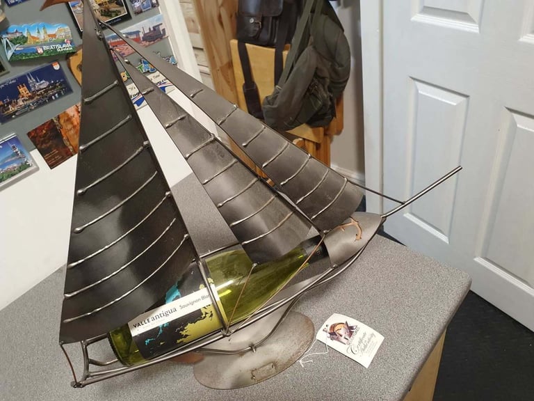 Great Xmas Present H&K Plated Steel Wine Bottle Holder Sculture-Sailing Ship Yacht