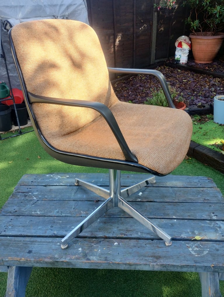 Vintage Retro Steelcase Strafor Swivel Office Desk Chair 