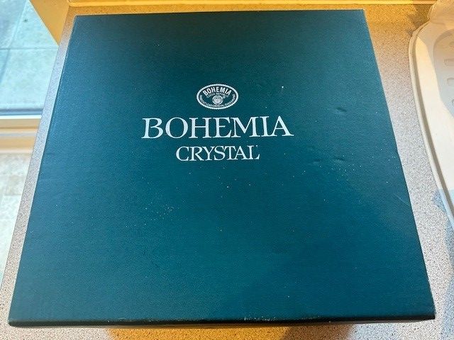 BOHEMIA CRSYTAL Exquisite Brandy/Whisky/Rum Decanter set