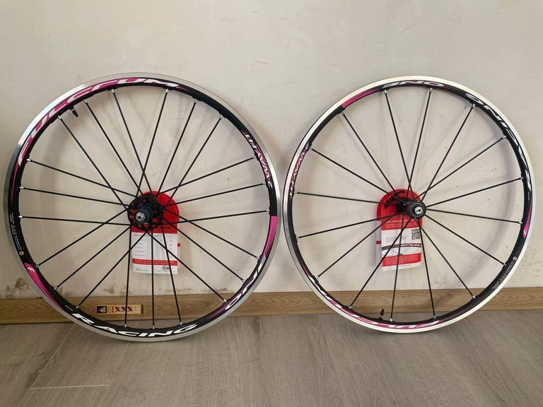 New Fulcrum Racing One 2 -Way Fit wheelset