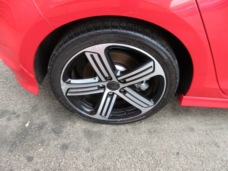 2014 Volkswagen Golf 2.0 TSI R 5dr HATCHBACK Petrol Manual