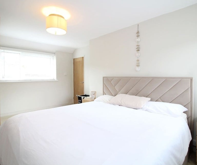 Twin Bedrooms Available- NO COST required. DSS claimants apply