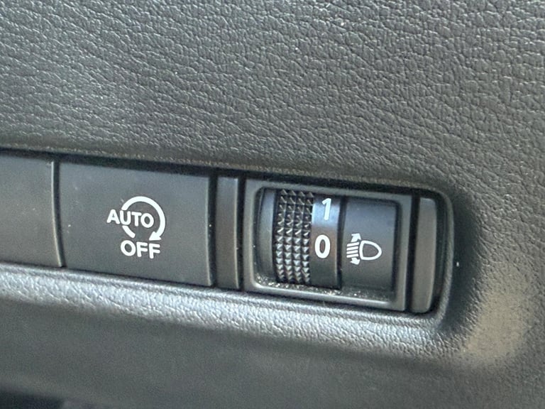 2020 Nissan Juke 1.0 DIG-T Tekna Euro 6 (s/s) 5dr HATCHBACK Petrol Manual