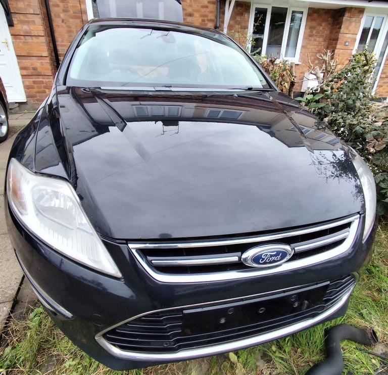 BREAKING  Ford Mondeo Titanium Business Edition Mk4 2.0 Diesel 2014 Black Panther G6 / 2 Keys