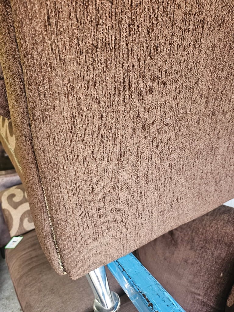Exdisplay dfs sofa bargain 