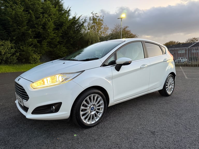 Ford, FIESTA, Hatchback, 2014, Manual, 998 (cc), 5 doors