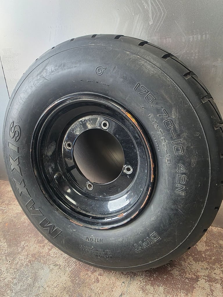 SMC Quadzilla 250e Wheel & Tyre 175/70/10 4 Stud Front Tyre