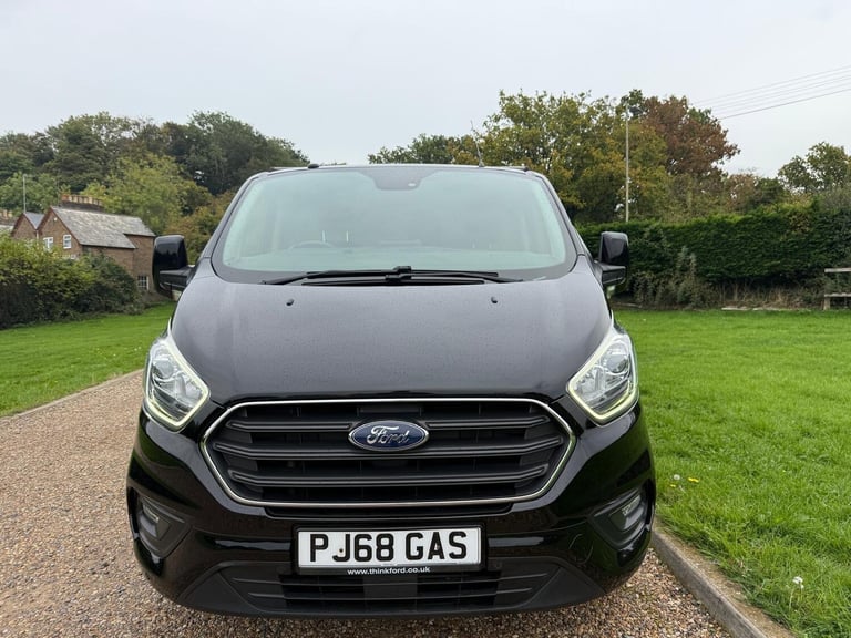 2018 Ford Transit Custom 2.0 300 EcoBlue Limited L2 H1 Euro 6 5dr PANEL VAN Diesel Manual
