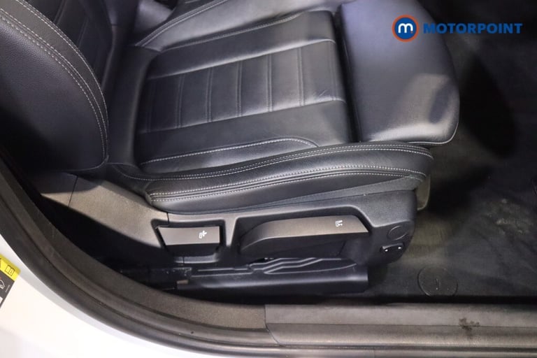 2021 BMW 3 Series 330e M Sport 4dr Step Auto SALOON PETROL/ELECTRIC Automatic