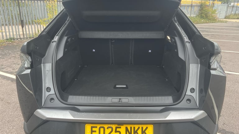 2025 Peugeot 3008 1.2 Hybrid 136 GT 5dr e-DSC6 Petrol Estate Estate Petrol Automatic