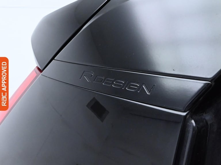 2019 Volvo XC40 2.0 D4 R-Design SUV 5dr Diesel Auto AWD Euro 6 (s/s) (190 ps) SUV DIESEL Automatic