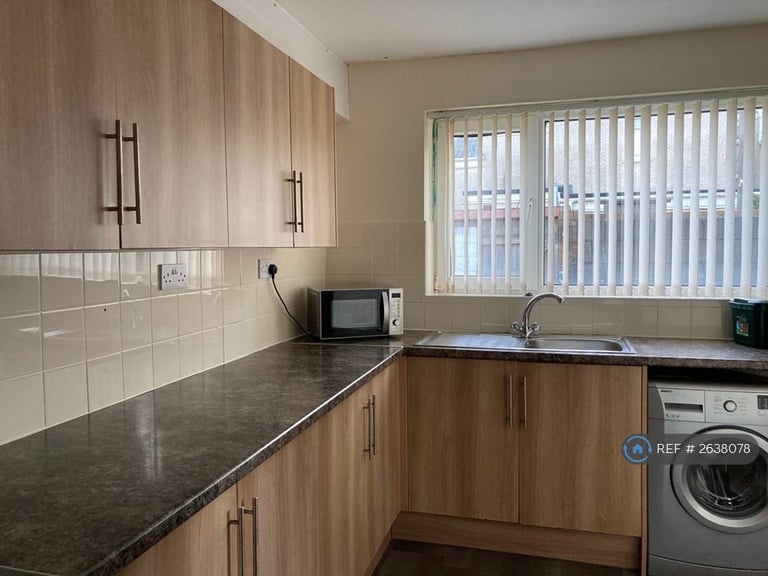 image for 4 bedroom house in Hoo Street, Port Tennant, Swansea, SA1 (4 bed) (#2638078)