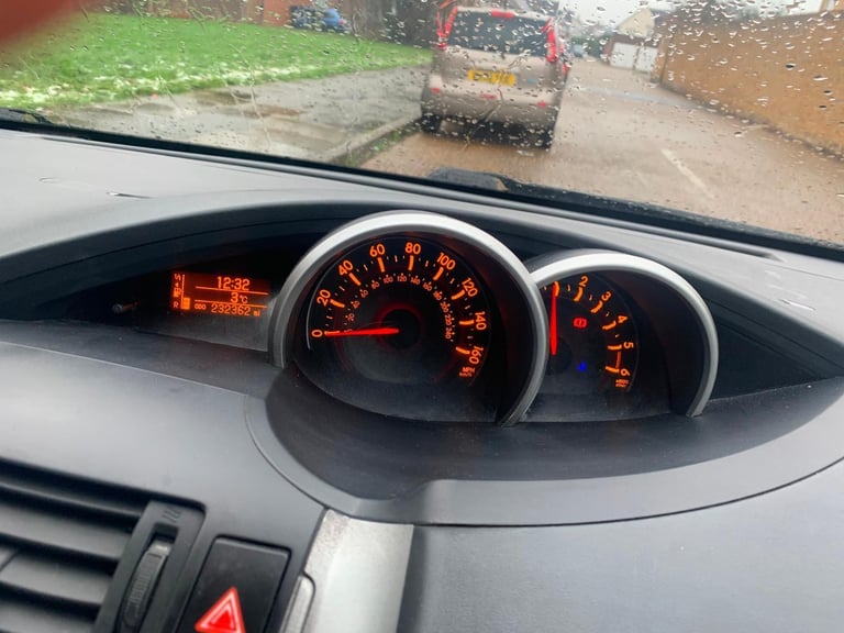 2012 Toyota Verso 2.0 D-4D T2 5dr MPV Diesel Manual