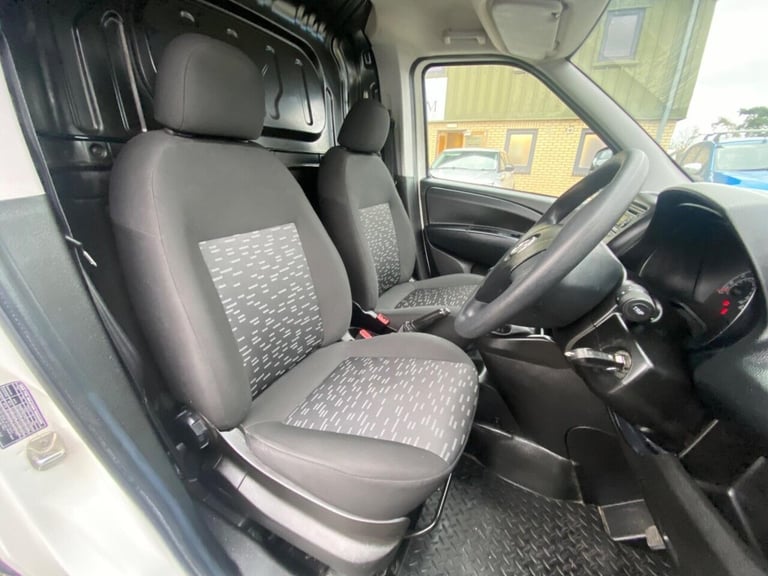 2018 Vauxhall Combo 2000 1.3 CDTI 16V 95ps H1 Van Euro 6 [Start Stop] PANEL VAN DIESEL Manual