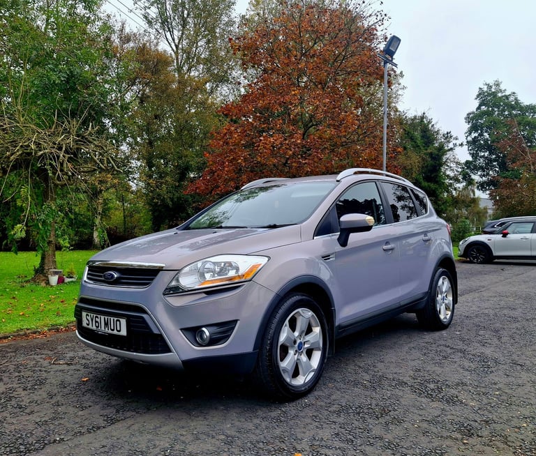 IMMACULATE FORD KUGA TITANIUM 2.0 TDI sportage juke 3008 x3 q3 q5 moka