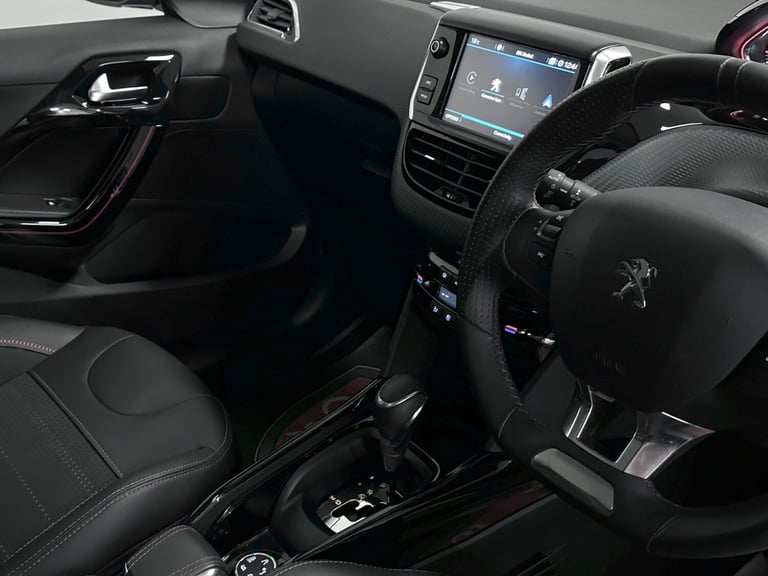 2019 Peugeot 2008 GT Line 1.2 Auto PureTech EAT6 ( 110 bhp ) HATCHBACK Petrol Automatic