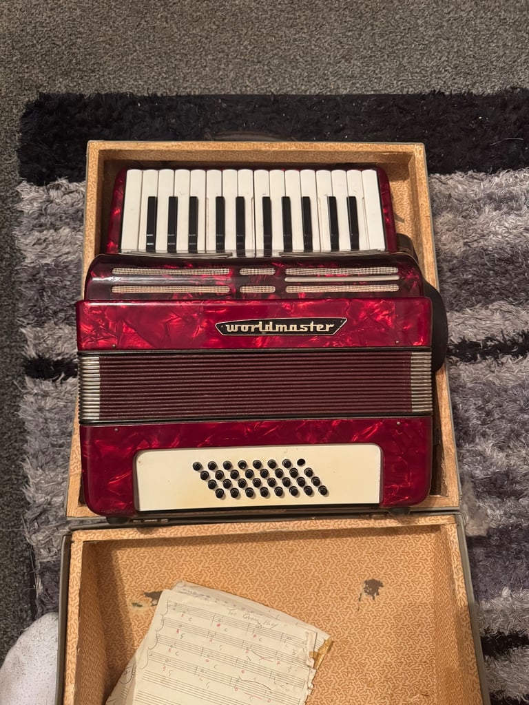 image for Weltmeister Worldmaster piano accordion