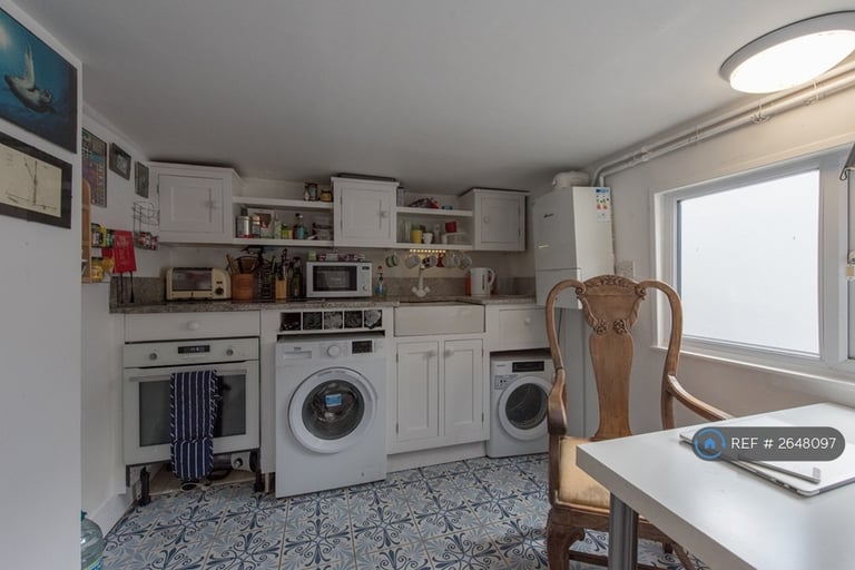 1 bedroom in Bells Court, Cambridge, CB3 (#2648097)