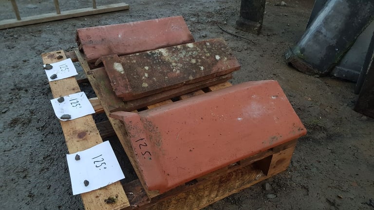 Reclaimed Clay Ridge Tiles 