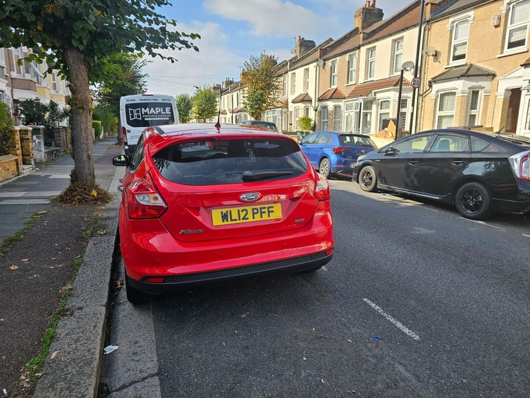 Ford, FOCUS, Hatchback, 2012, Manual, TITANIUM SPEC