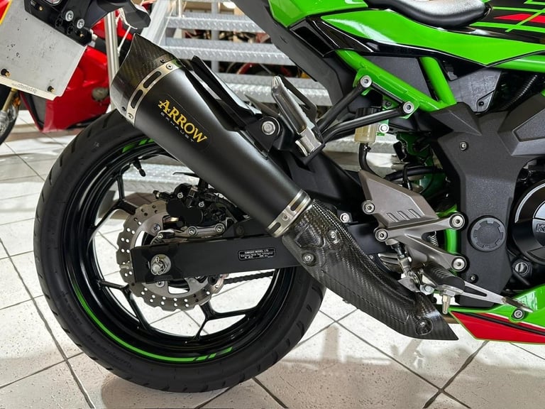 Kawasaki Ninja 125 Performance 2024