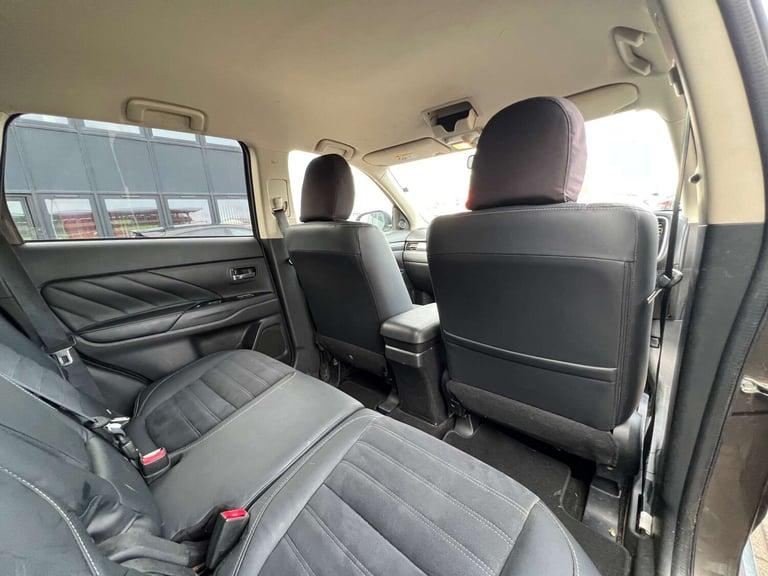 2017 Mitsubishi Outlander 2.0h 12kWh Juro CVT 4WD Euro 6 (s/s) 5dr SUV Hybrid Automatic