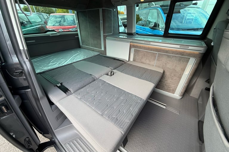 2022 Volkswagen California 2.0 TDI Ocean 204 4dr 4MOTION DSG-Diff Lock Camper Van DIESEL Automatic