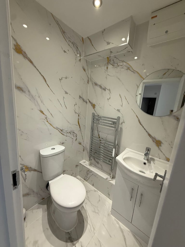 Stunning New Development of 2 properties. 8 flats in Total. 5 mins walk to Croydon Train Station 
