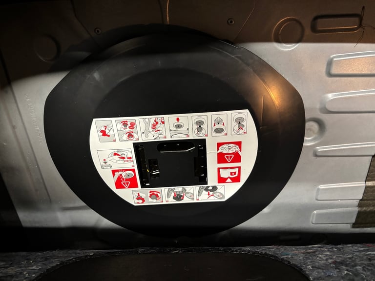 2015 Renault Clio 1.2 16V Dynamique Nav 5dr HATCHBACK Petrol Manual