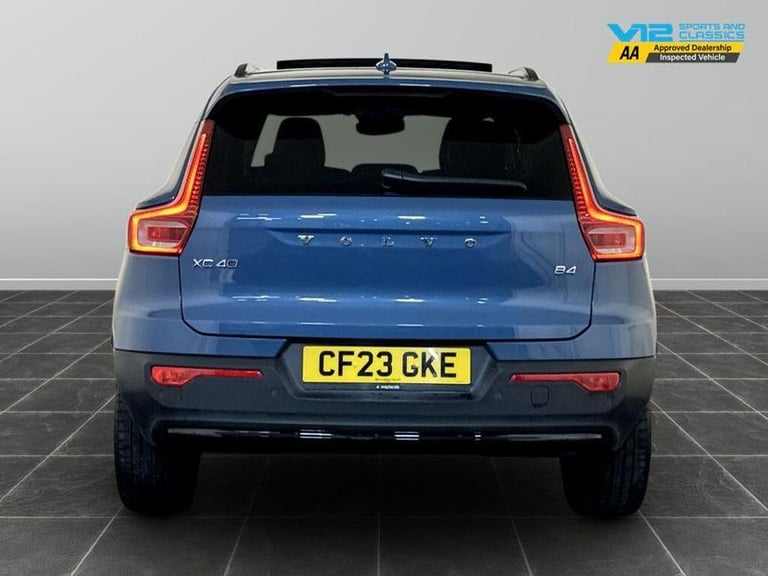 2023 Volvo XC40 2.0 B4 MHEV Ultimate DCT Auto Euro 6 (s/s) 5dr Automatic SUV Hybrid Automatic