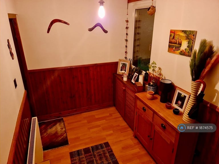 2 bedroom flat in King Street, Dundee, DD1 (2 bed) (#1874575)