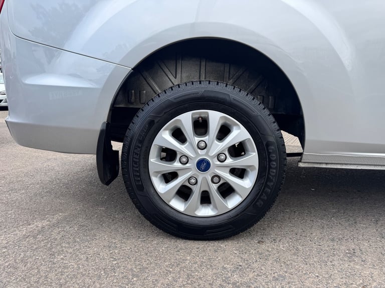 2022 Ford Transit Custom Ford Transit Custom 2.0 320 Limited  Crew Cab  Low