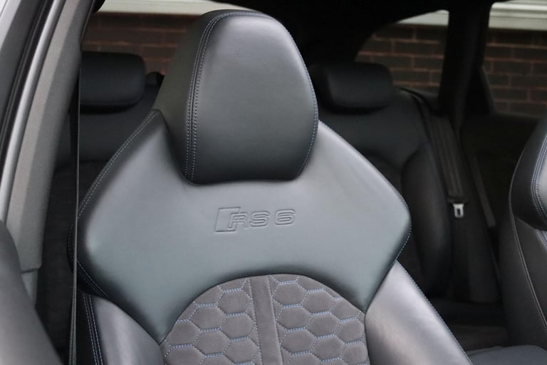 Audi RS6 Avant 4.0 TFSI V8 Performance Tiptronic quattro 2016 - STUNNING SPEC 