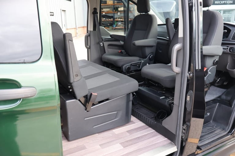 2022 Ford Transit Custom 2022 320 NUGGET Auto  ST styling 4 berth 185 BHP END KITCHEN FACTORY NUG...